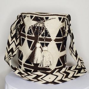 Mochila Wayuu. -Molokonoutaya Design.